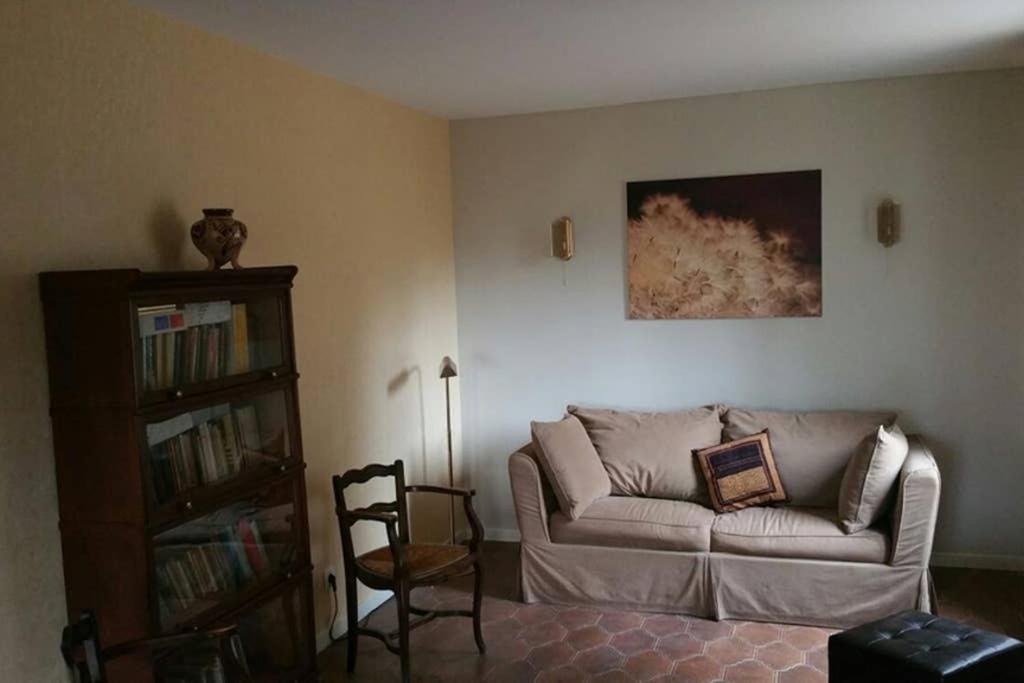 Villa La Lurette, Appartement Et Studio Saint-Étienne-les-Orgues Exteriör bild
