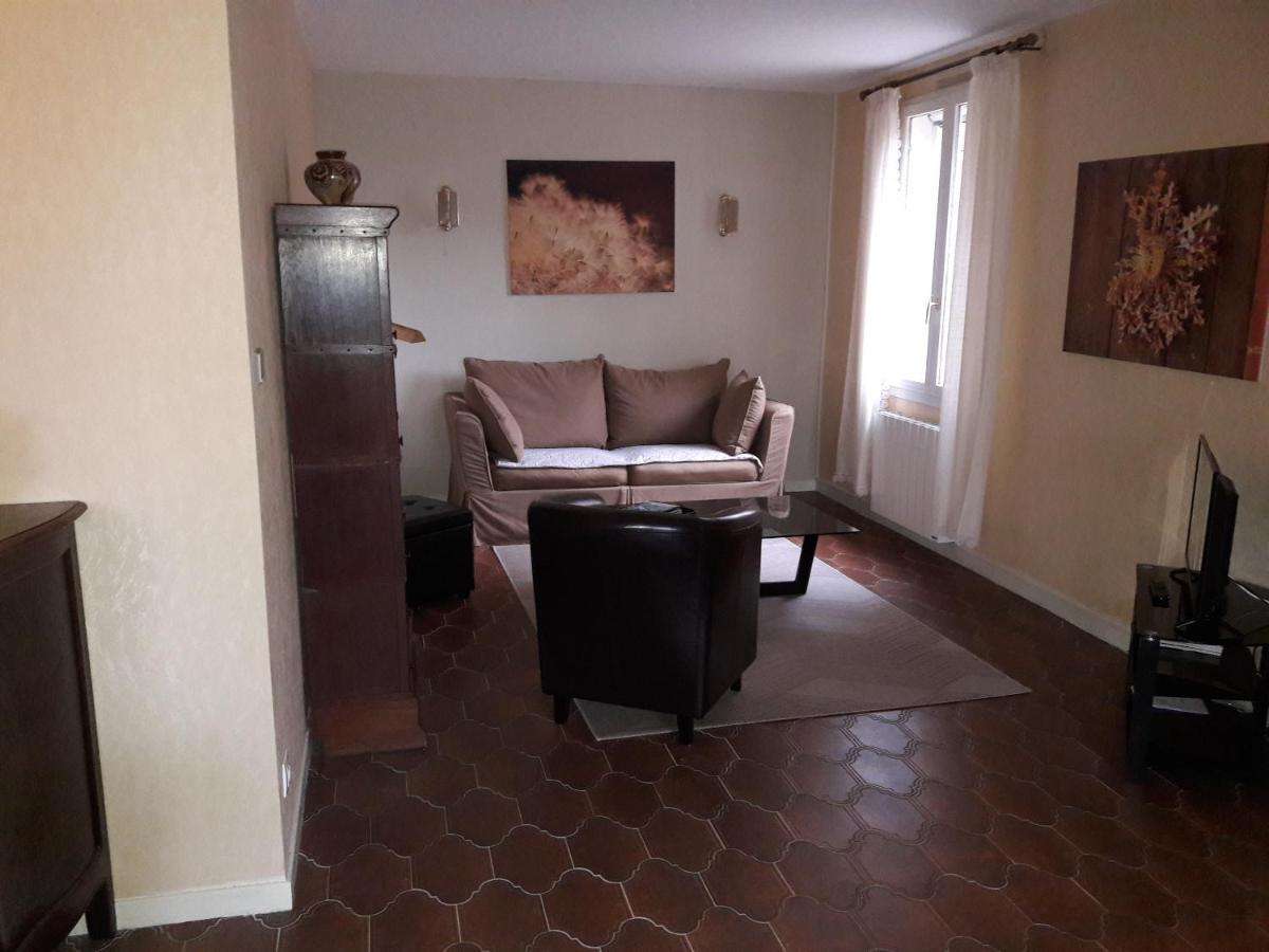 Villa La Lurette, Appartement Et Studio Saint-Étienne-les-Orgues Exteriör bild