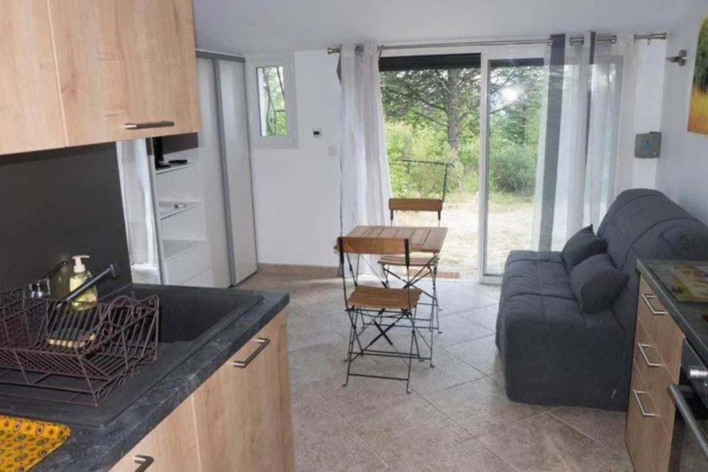 Villa La Lurette, Appartement Et Studio Saint-Étienne-les-Orgues Exteriör bild